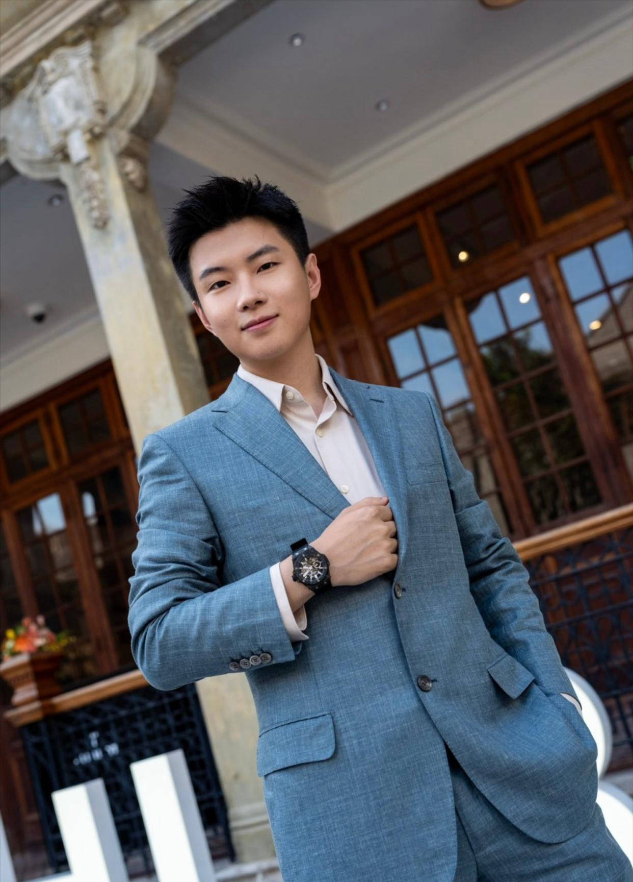 英媒：切尔西重拾对奥斯梅恩的兴趣，他们将其视为球队长期目标.