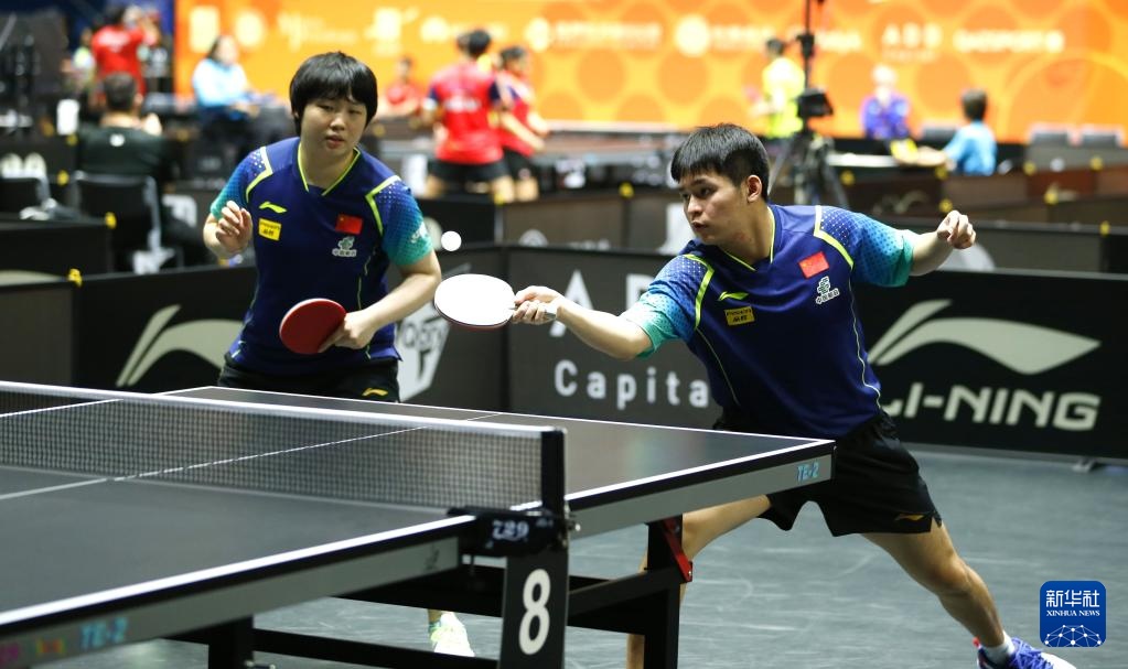 队的前锋在 队的前锋在