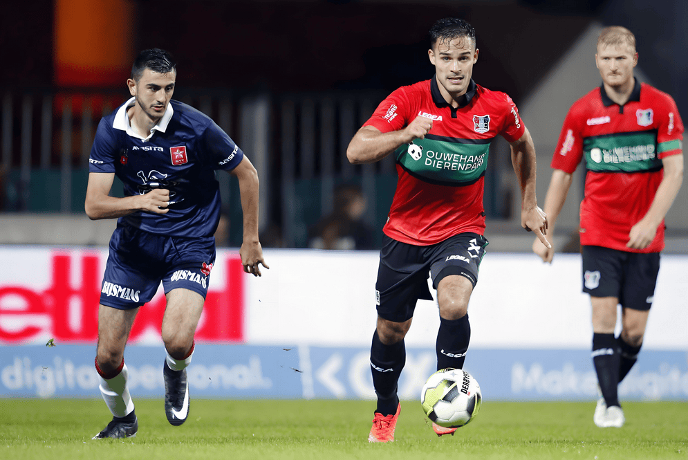 表达自己的 表达自己的